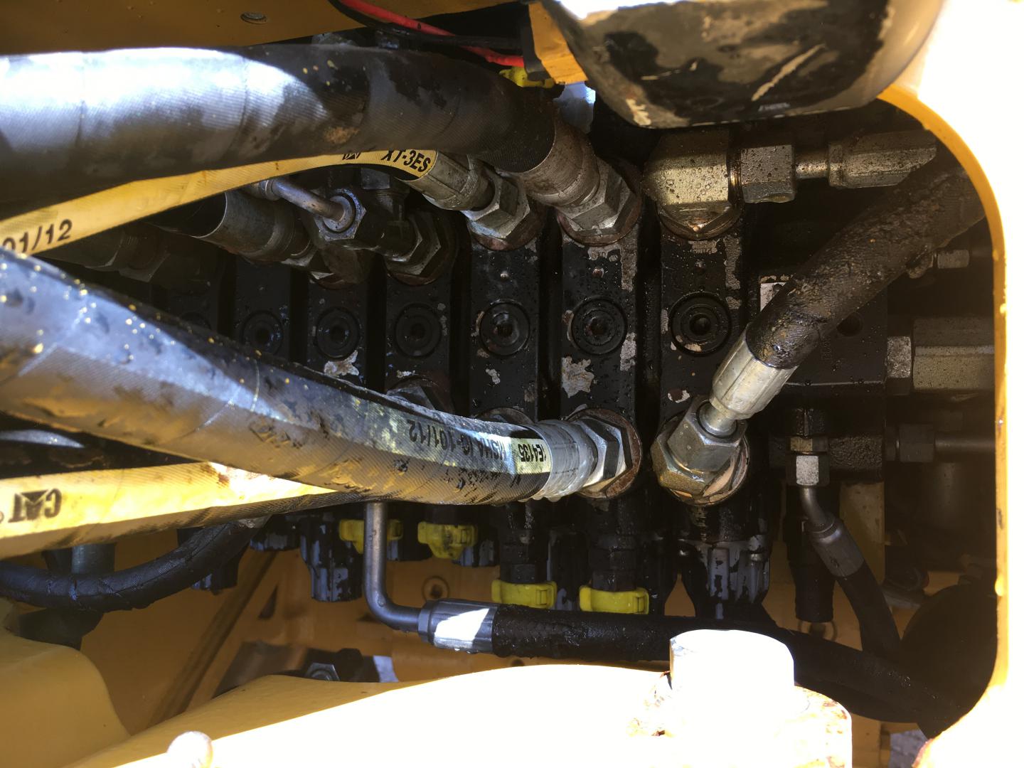 ./imagenes/INVOICE/2019/16022/retroexcavdora cat_420e (12).JPG